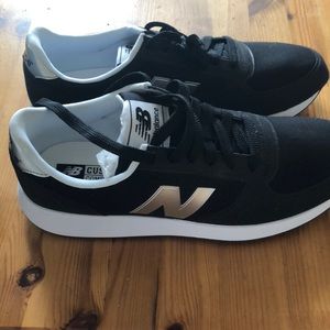 New Balance Sneakers- NWT